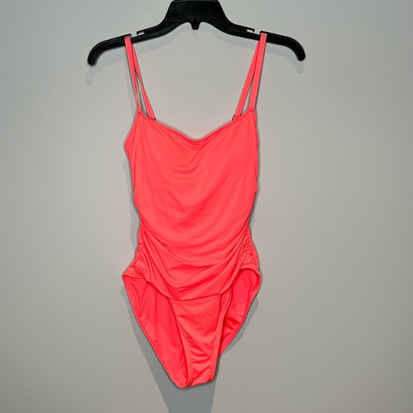 La Blanca Island Goddess Swimsuit - Picture 4 of 8